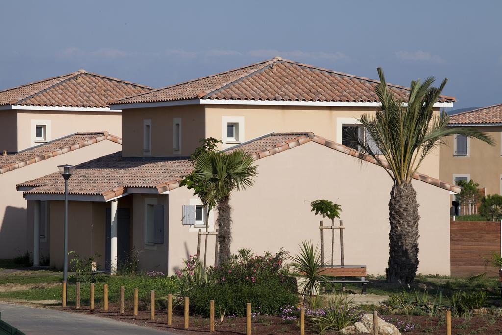Le Domaine Du Golf*** By Ateya Vacances Fabrègues Rum bild